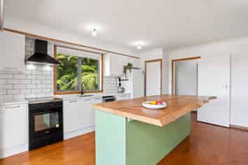 373 Huia Road, Titirangi