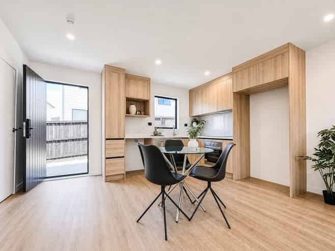 Lot 3, 16 Geneva Place, Blockhouse Bay