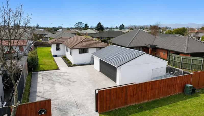83 Arcon Drive, BROOMFIELD