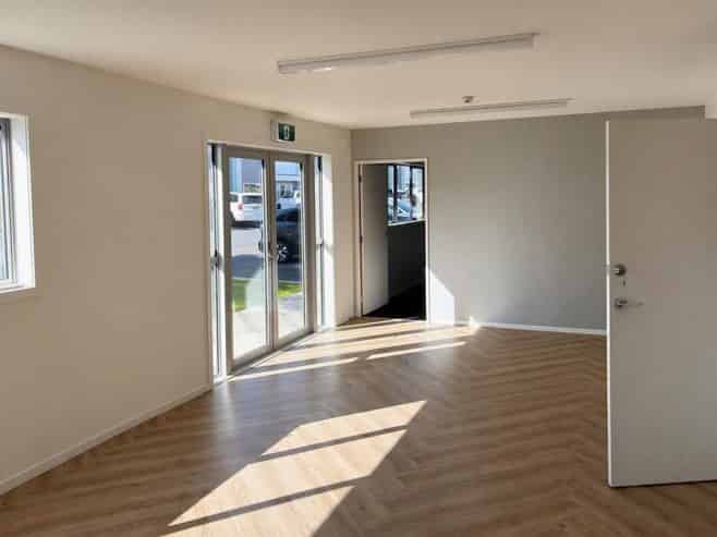 Premium Industrial Unit in Secure Business Complex