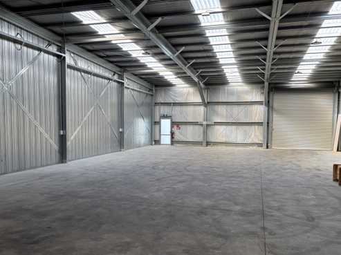 Premium Industrial Unit in Secure Business Complex
