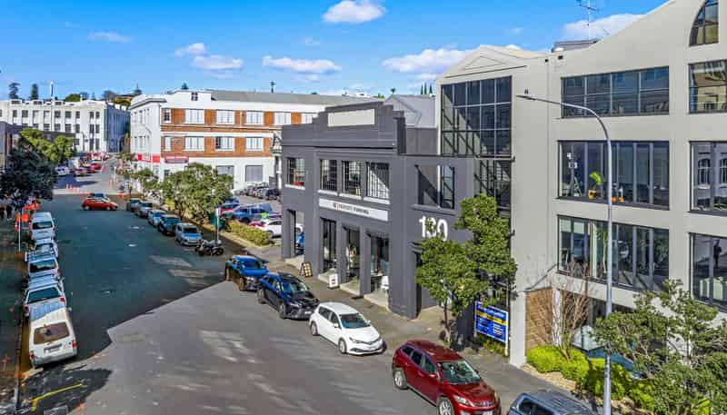 1V & 1W/128 Saint Georges Bay Road, Parnell