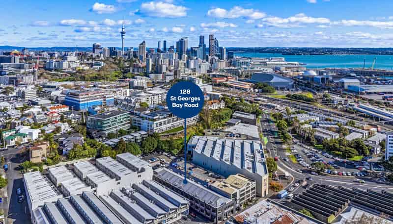 1V & 1W/128 Saint Georges Bay Road, Parnell