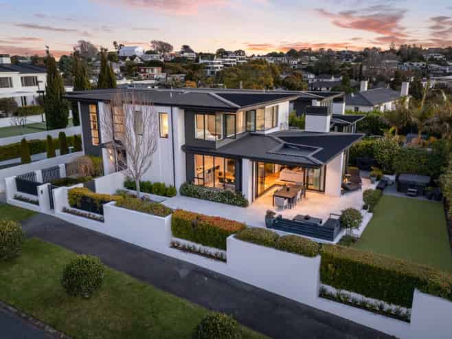 18 Lammermoor Drive, St Heliers