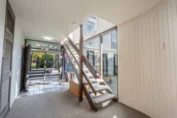 85 Poplar Street, Gleniti