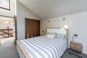 85 Poplar Street, Gleniti