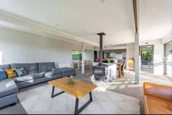 85 Poplar Street, Gleniti