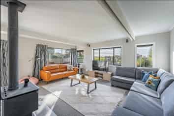 85 Poplar Street, Gleniti