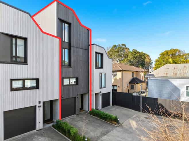 2/7 Arcadia Road, Epsom
