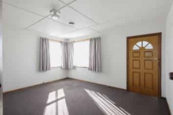 2 Gothard Place, Westport