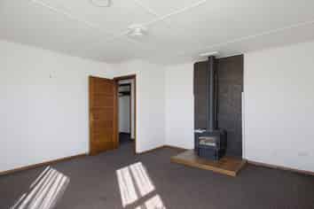 2 Gothard Place, Westport