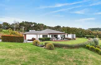 52 Daniel Parade, Mangawhai