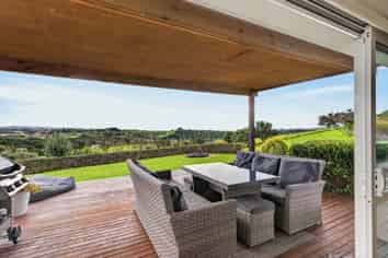 52 Daniel Parade, Mangawhai