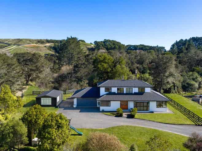 14 Willowcreek Lane, Whatawhata