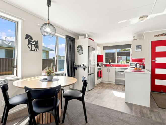 23 Gibbons Crescent, Castlecliff