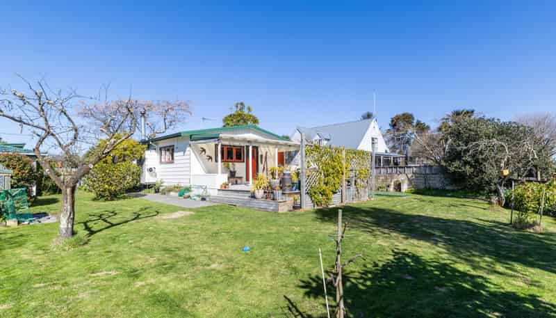 4 Pedersen Road, Haumoana