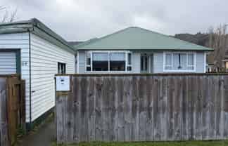 64 Wellington Road, Wainuiomata