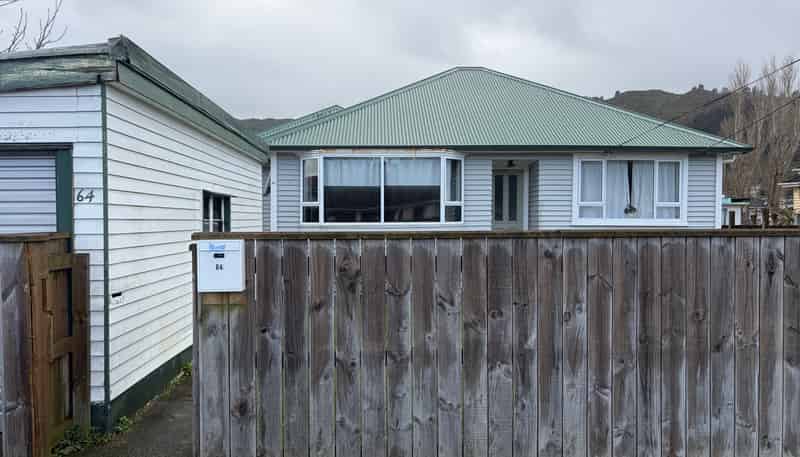 64 Wellington Road, Wainuiomata