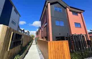 7/10 Yeovil Road, Te Atatu Peninsula