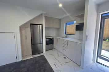 7/10 Yeovil Road, Te Atatu Peninsula