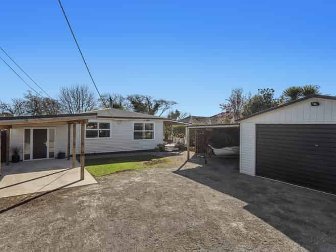 24 Ferry Road, Whakatane