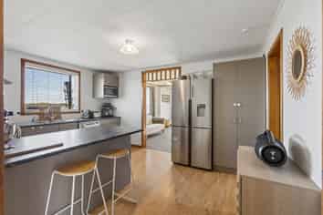 2A Forbes Street, Westport