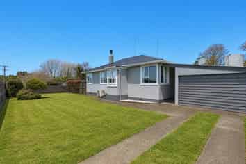 17 Kairau Road West, New Plymouth Central
