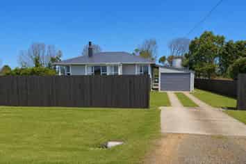 17 Kairau Road West, New Plymouth Central