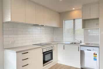 2A Roberts Road, Hornby