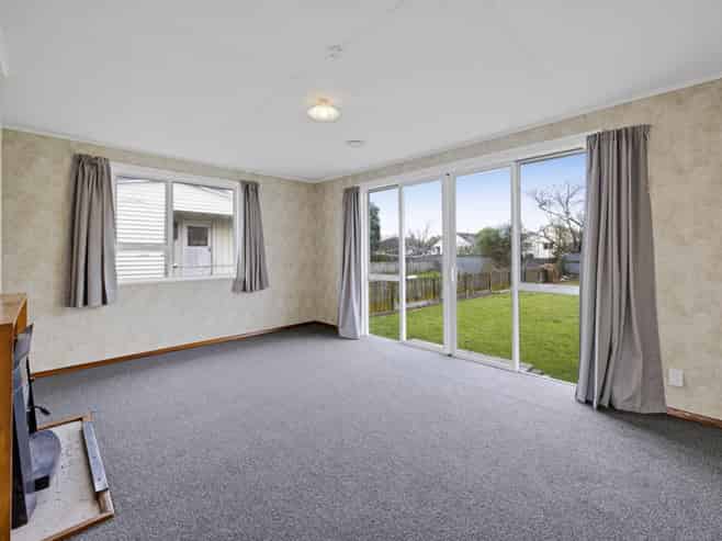 18 Acourt Street, Hawera