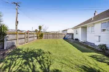 18 Acourt Street, Hawera