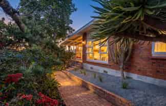 160 Seabrook Avenue, New Lynn