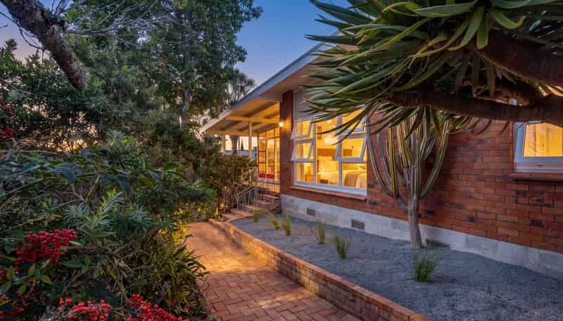 160 Seabrook Avenue, New Lynn