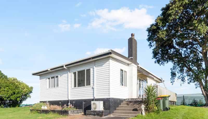 230 Wright Road, Waiau Pa