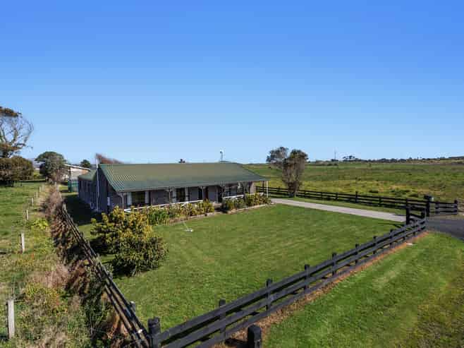 45 Snell Road, Tirohanga