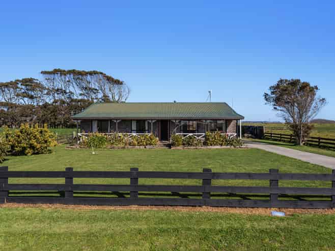 45 Snell Road, Tirohanga
