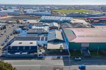 High Profile, City Fringe Warehouse & Showroom 