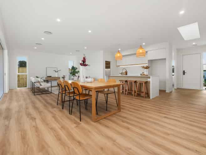 11 Kotuku Ngutupapa Way, Waikanae