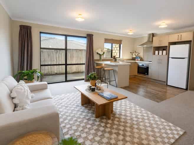 5/108 Old Farm Road, Hamilton East