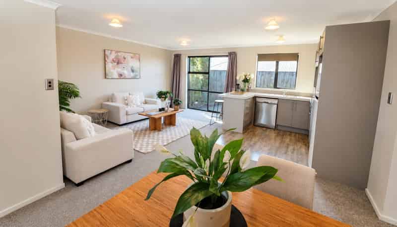 5/108 Old Farm Road, Hamilton East