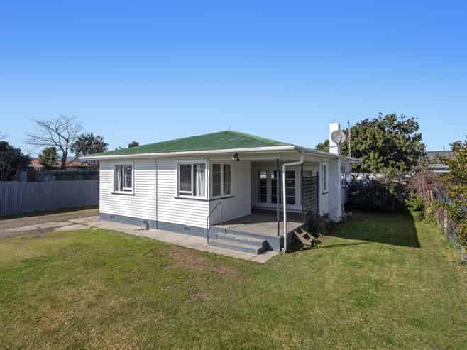 84 Ford Street, Opotiki