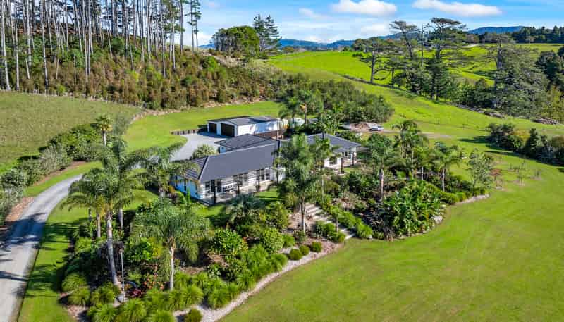 136B Monarch Downs Way, Matakana
