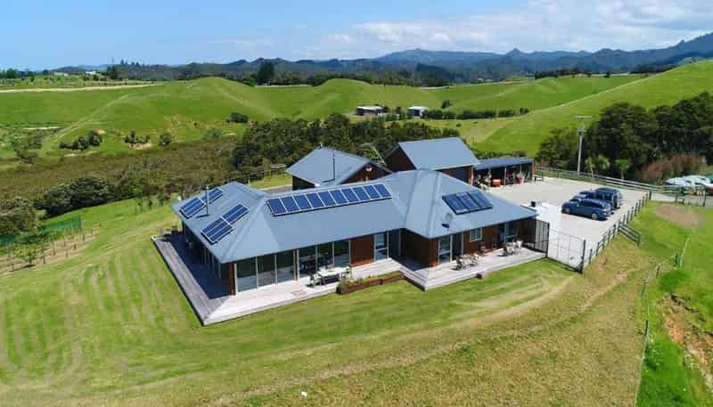 9 Whangaruru Wharf Road, Oakura Coast