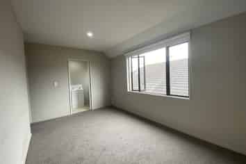 3/67 Brockworth Place, Riccarton