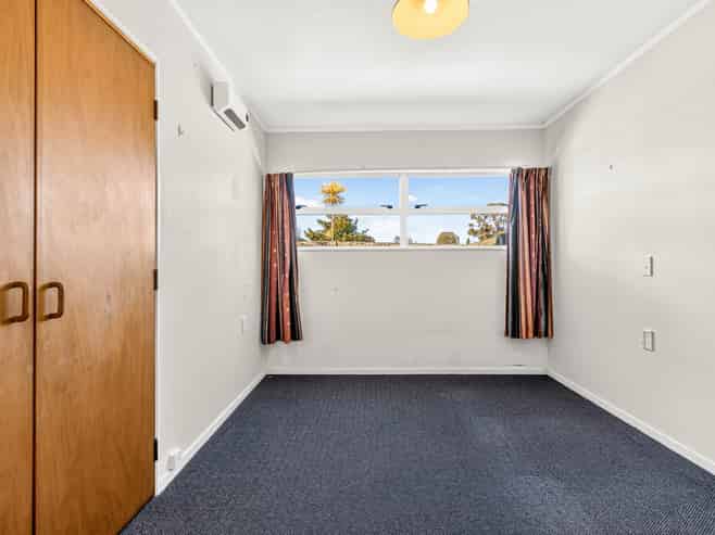 37 Garland Drive, Saint Andrews