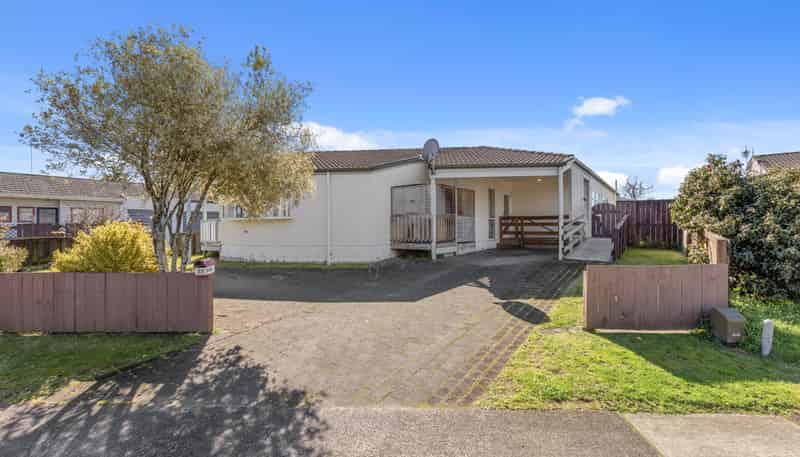 37 Garland Drive, Saint Andrews