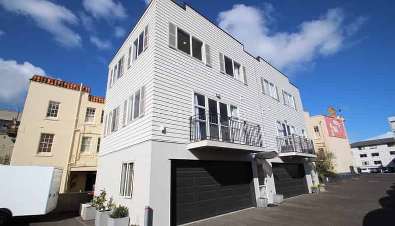 J/122 Newton Road , Eden Terrace