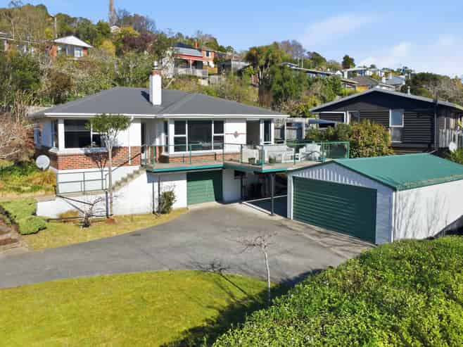 34 Dalmeny Street, North East Valley