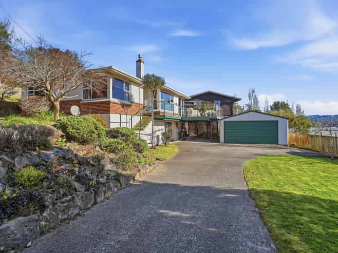 34 Dalmeny Street, North East Valley