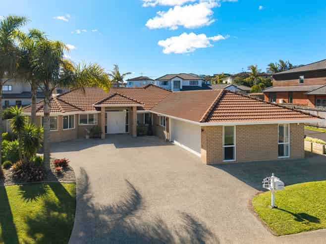 20 Glen Bay Close, Pinehill